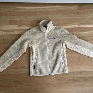 Patagonia cream fleece zip up jacket. Size small.
